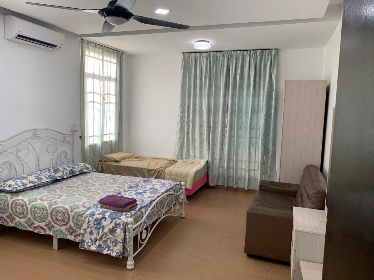 Villaparadise Homestay Batu Pahat Exterior foto